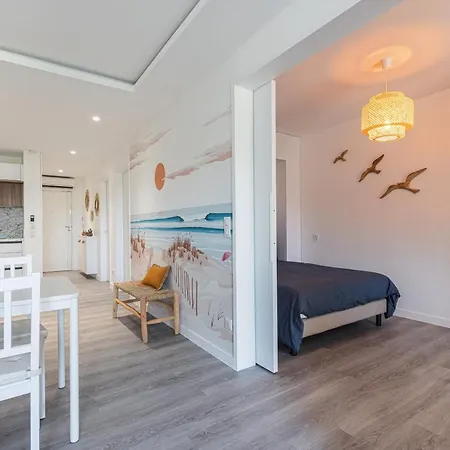 Appartement 6 Couchages Dans Residence Avec Piscine Juan-les-Pins Exterior photo